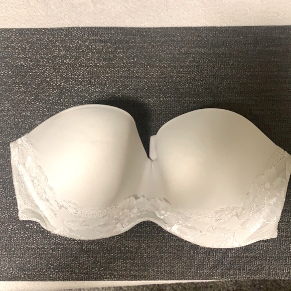 Victoria Secret Strapless Bra - Picture 1 of 8